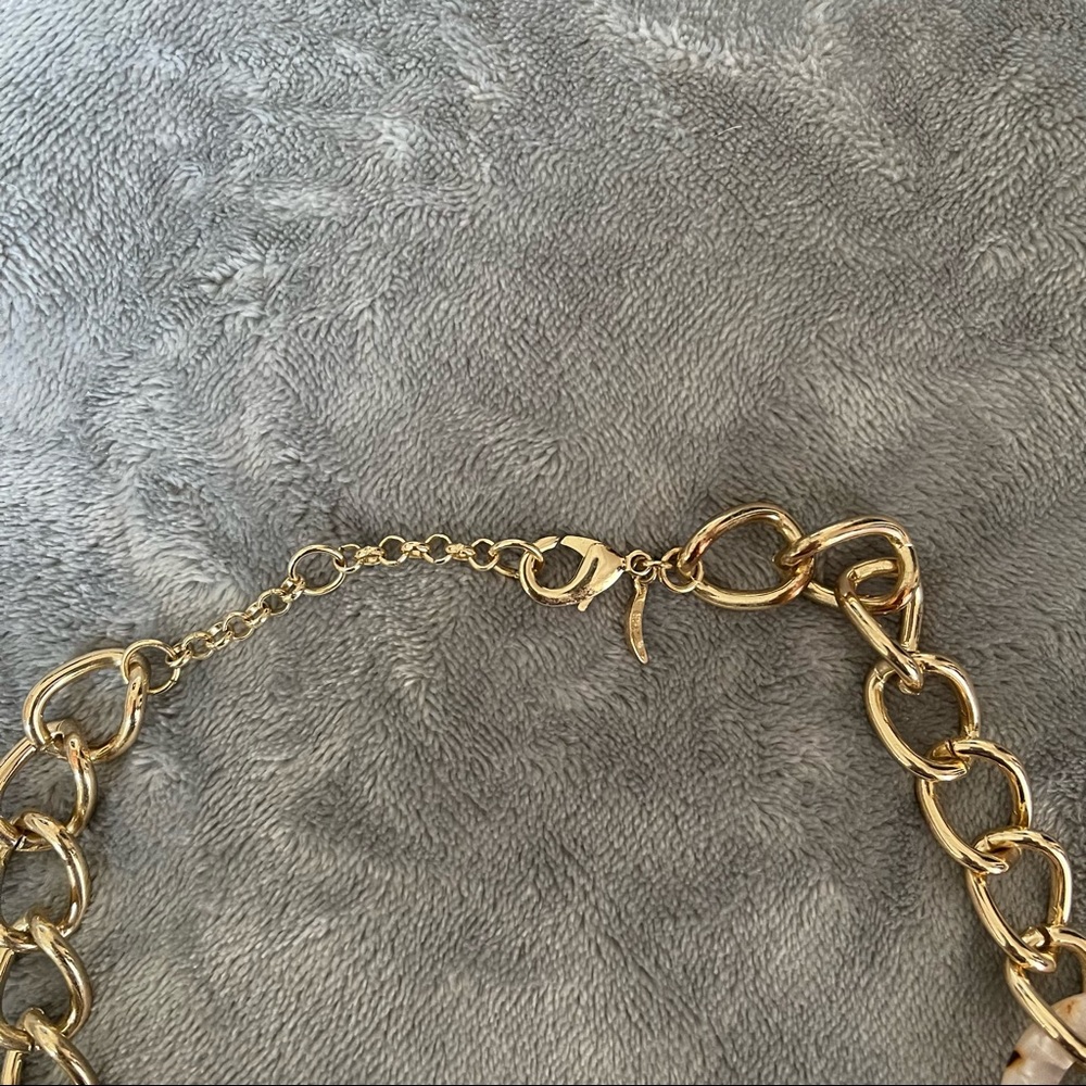 Banana Republic resin necklace - Picture 3 of 4